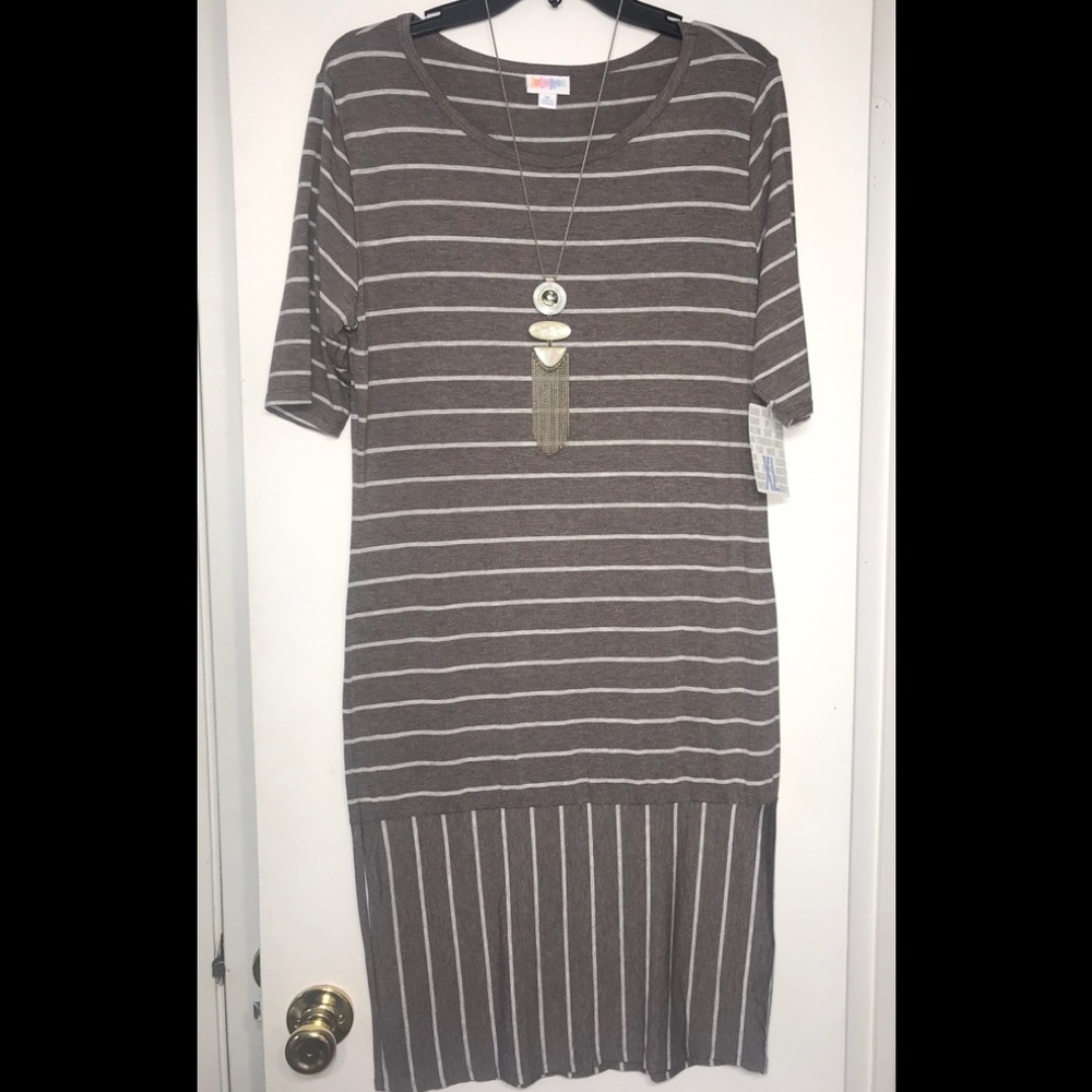 LulaRoe Julia XL gray/white stripes